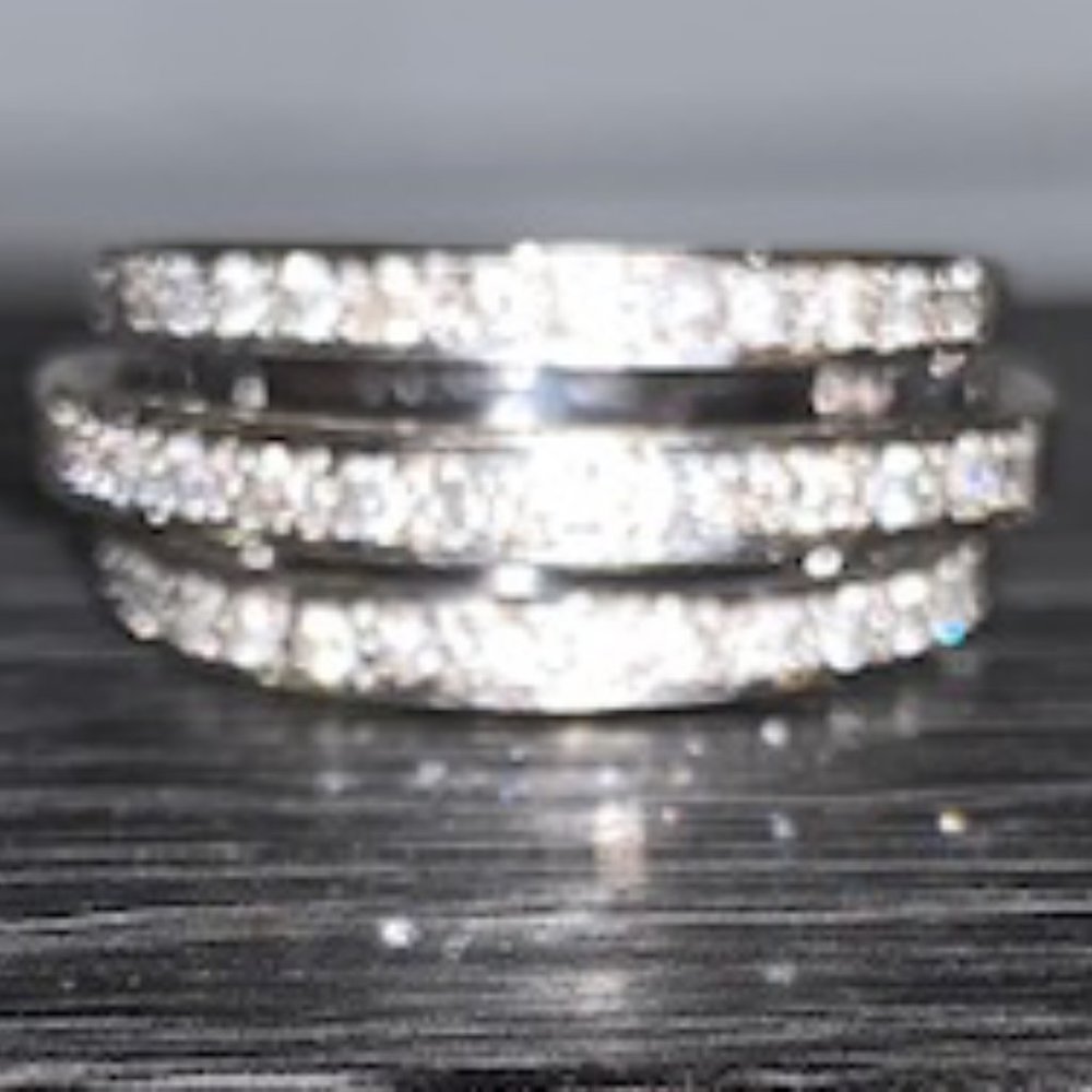 14k White Gold Triple Diamond Band